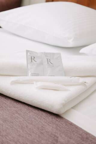 Гостиница Дружба Абакан 1-комнатный номер стандарт с 1 двуспальной кроватью-3