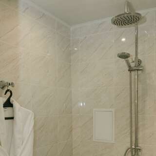 Гостиница Дружба Абакан Двухместный улучшенный второй категории (2 комнаты, 2 кровати)-3